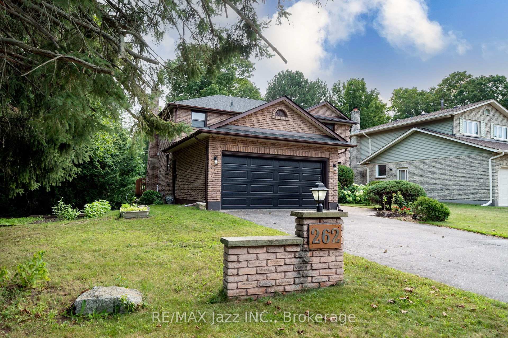 Front of 262 Athabasca Street