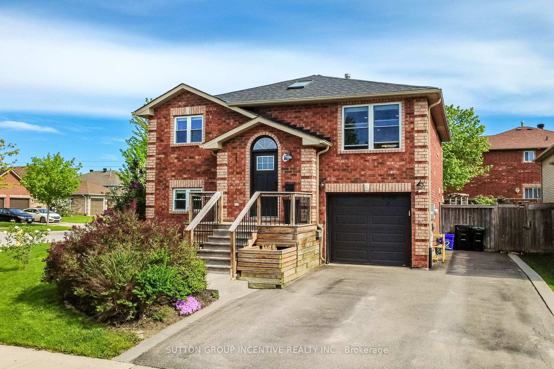 Photo 42 of 2 Hewitt Place, Barrie, Georgian Drive — HOMEH