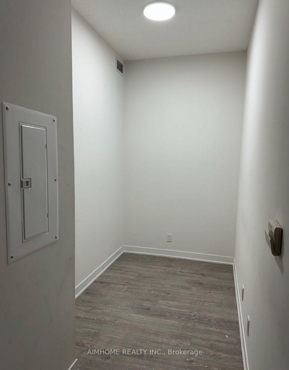 Photo 13 of Unit 706, 10 Willison Square, Toronto, Kensington-Chinatown — HOMEH