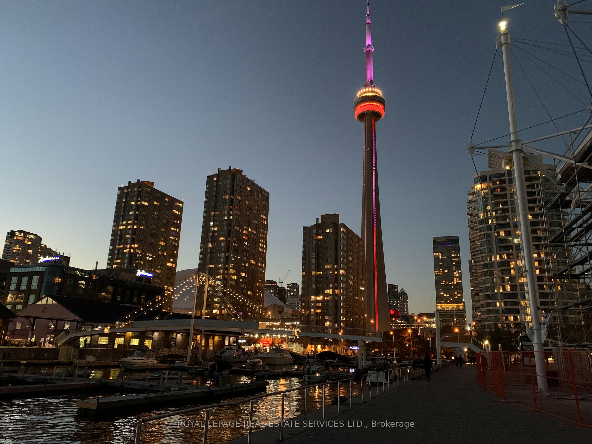 Photo of Unit 1104, 250 Queens Quay