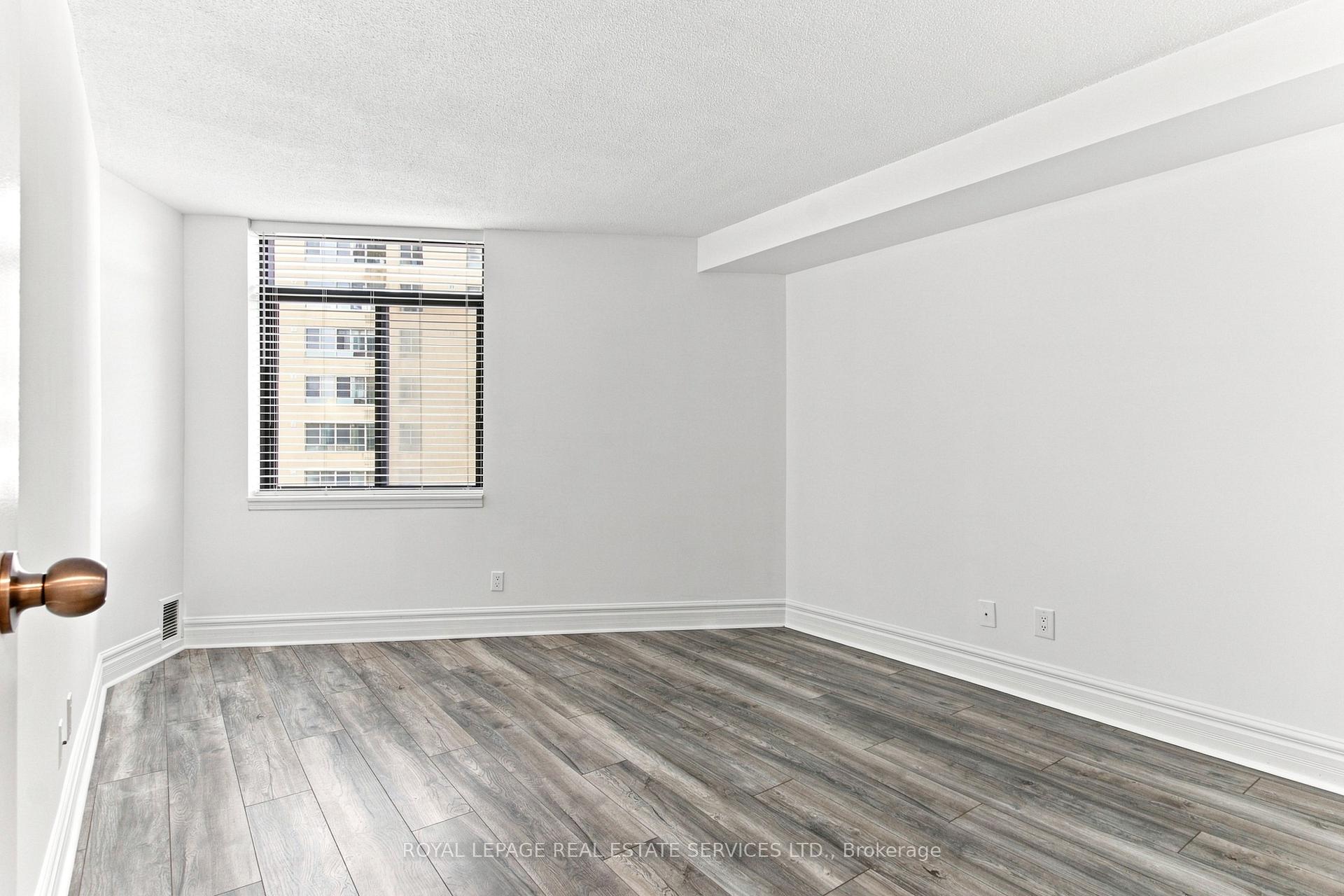 Photo 16 of Unit 1104, 250 Queens Quay, Toronto, Waterfront Communities — HOMEH