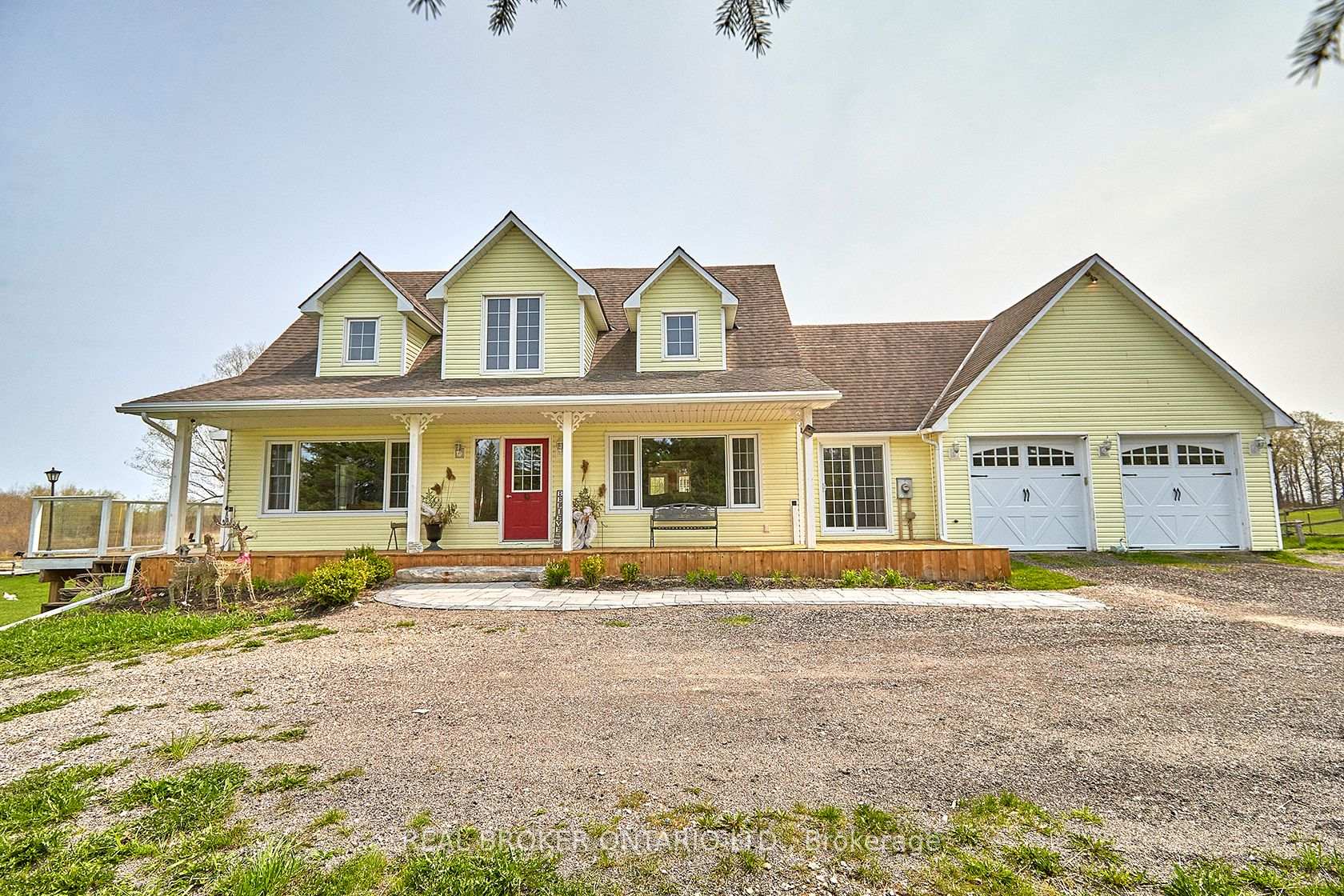 Photo 1 of 504224 89 Highway, Amaranth, Rural Amaranth — HOMEH