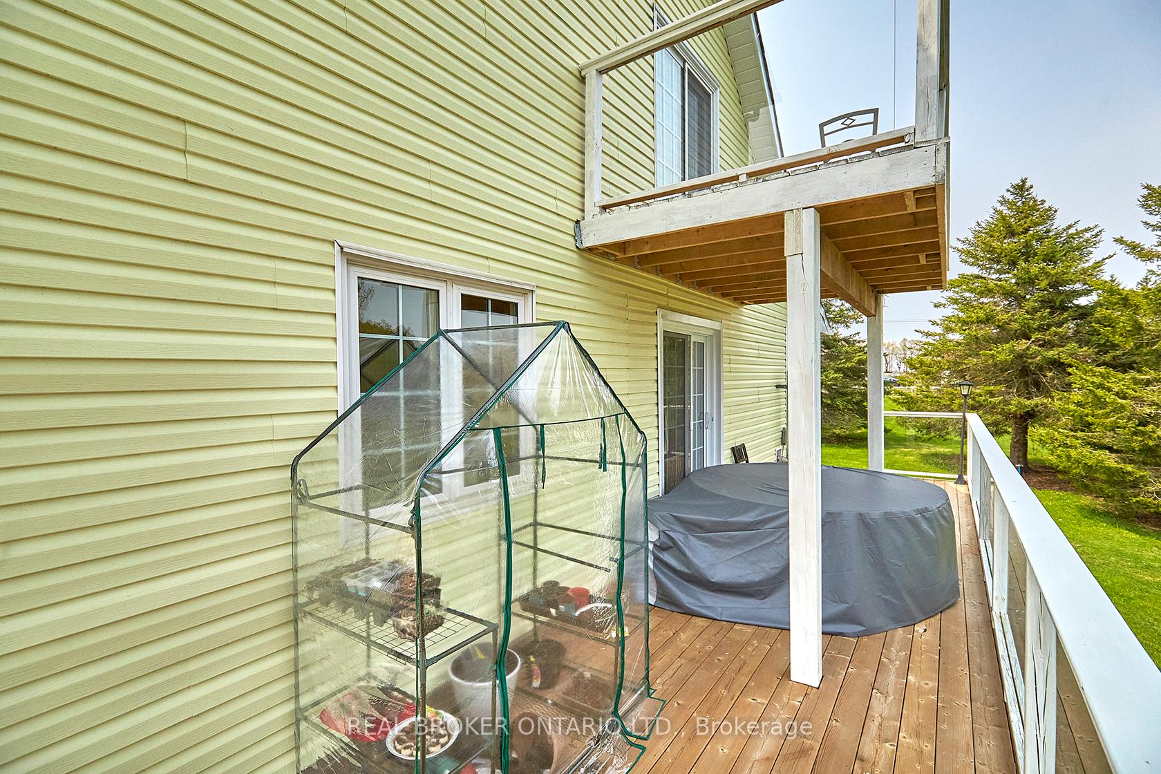 Photo 4 of 504224 89 Highway, Amaranth, Rural Amaranth — HOMEH