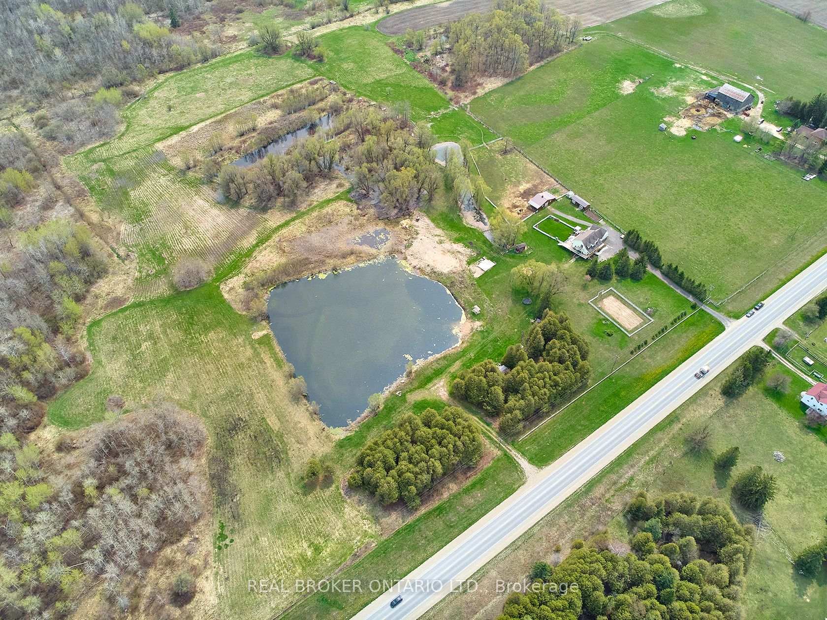 Photo 5 of 504224 89 Highway, Amaranth, Rural Amaranth — HOMEH