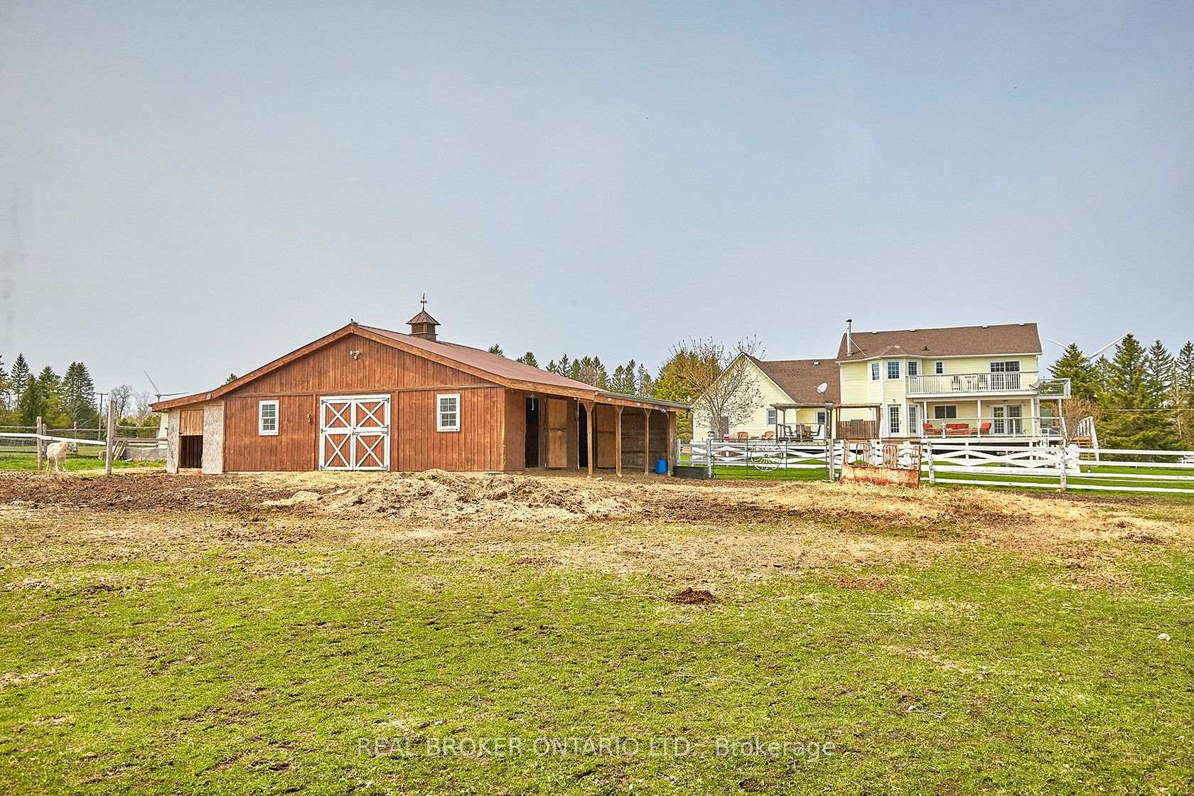 Photo 8 of 504224 89 Highway, Amaranth, Rural Amaranth — HOMEH
