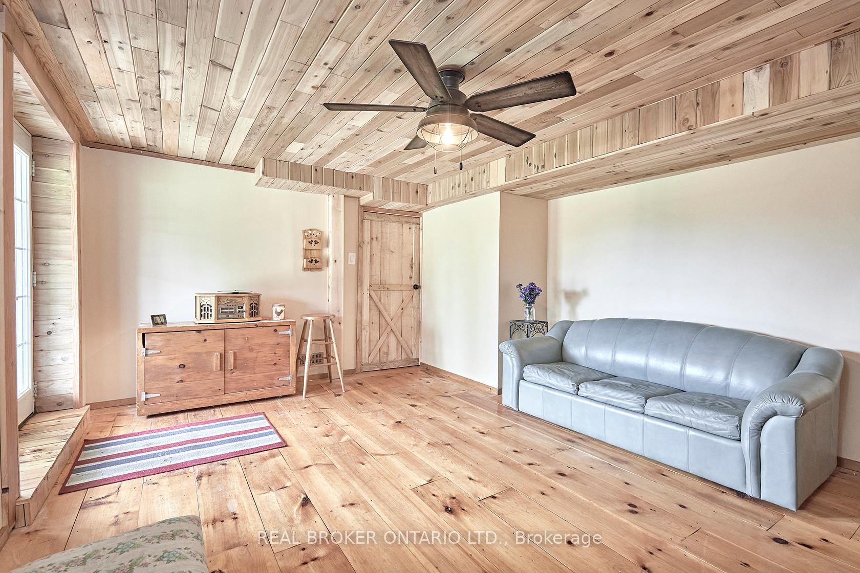 Photo 43 of 504224 89 Highway, Amaranth, Rural Amaranth — HOMEH