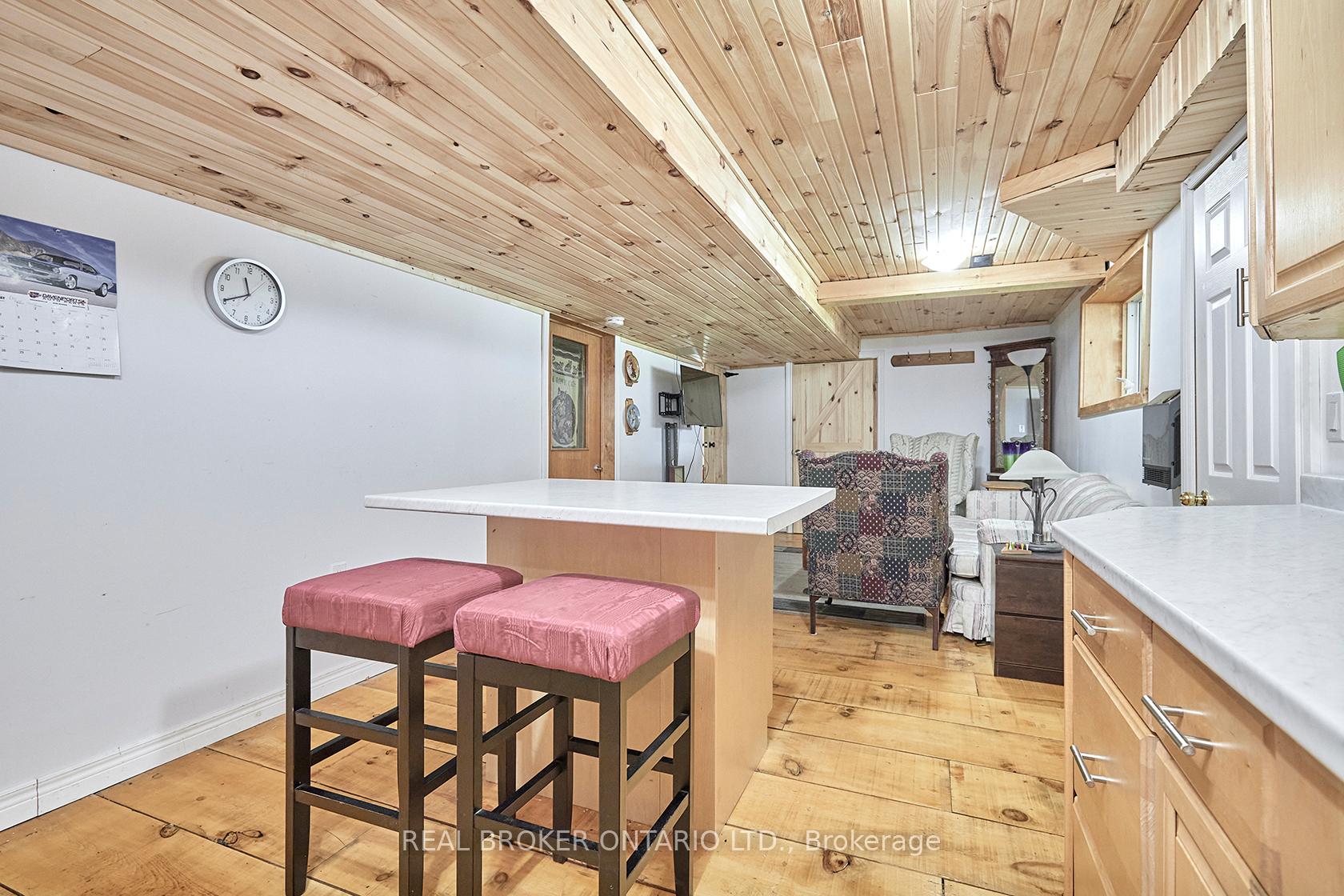 Photo 46 of 504224 89 Highway, Amaranth, Rural Amaranth — HOMEH