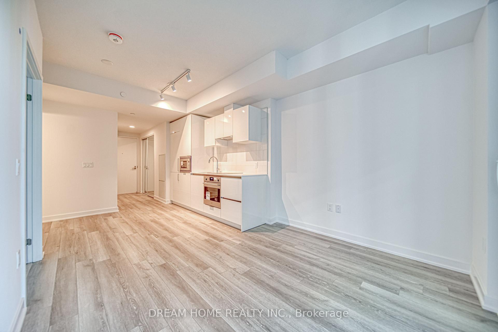 Photo 12 of Unit 1921, 230 Simcoe Street, Toronto, Kensington-Chinatown — HOMEH