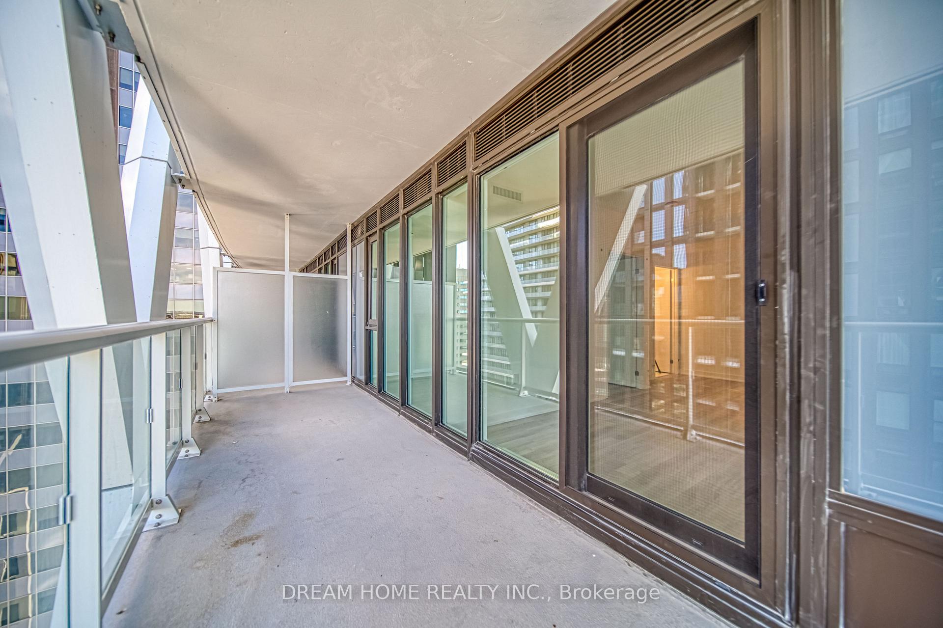 Photo 20 of Unit 1921, 230 Simcoe Street, Toronto, Kensington-Chinatown — HOMEH
