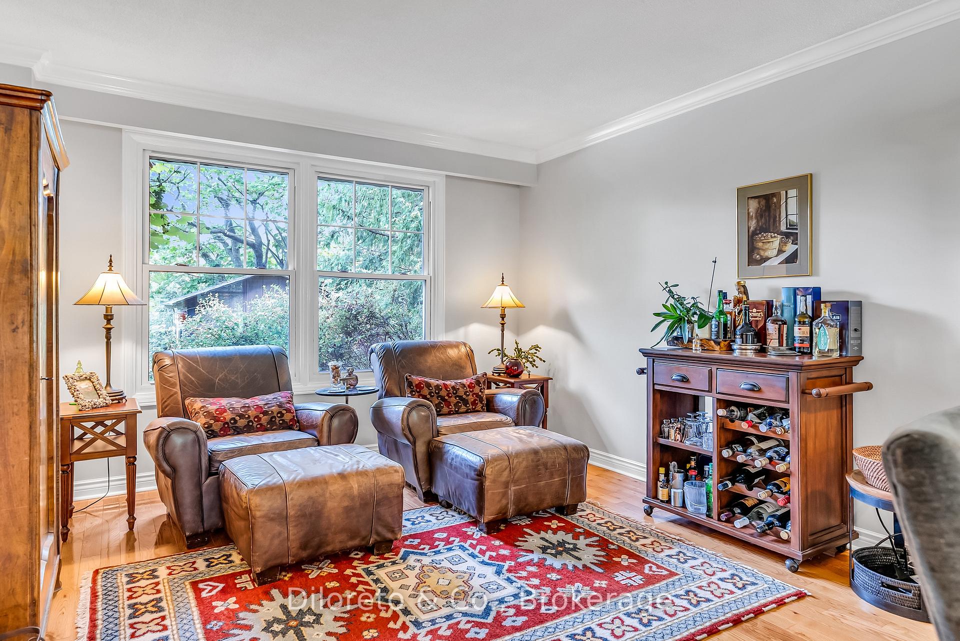 Photo 7 of 1216 Tyandaga Park Drive, Burlington, Tyandaga — HOMEH