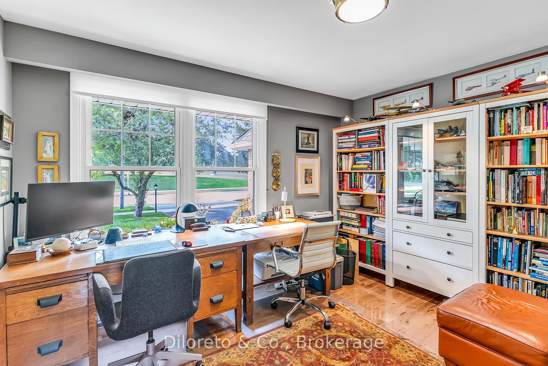 Photo 18 of 1216 Tyandaga Park Drive, Burlington, Tyandaga — HOMEH