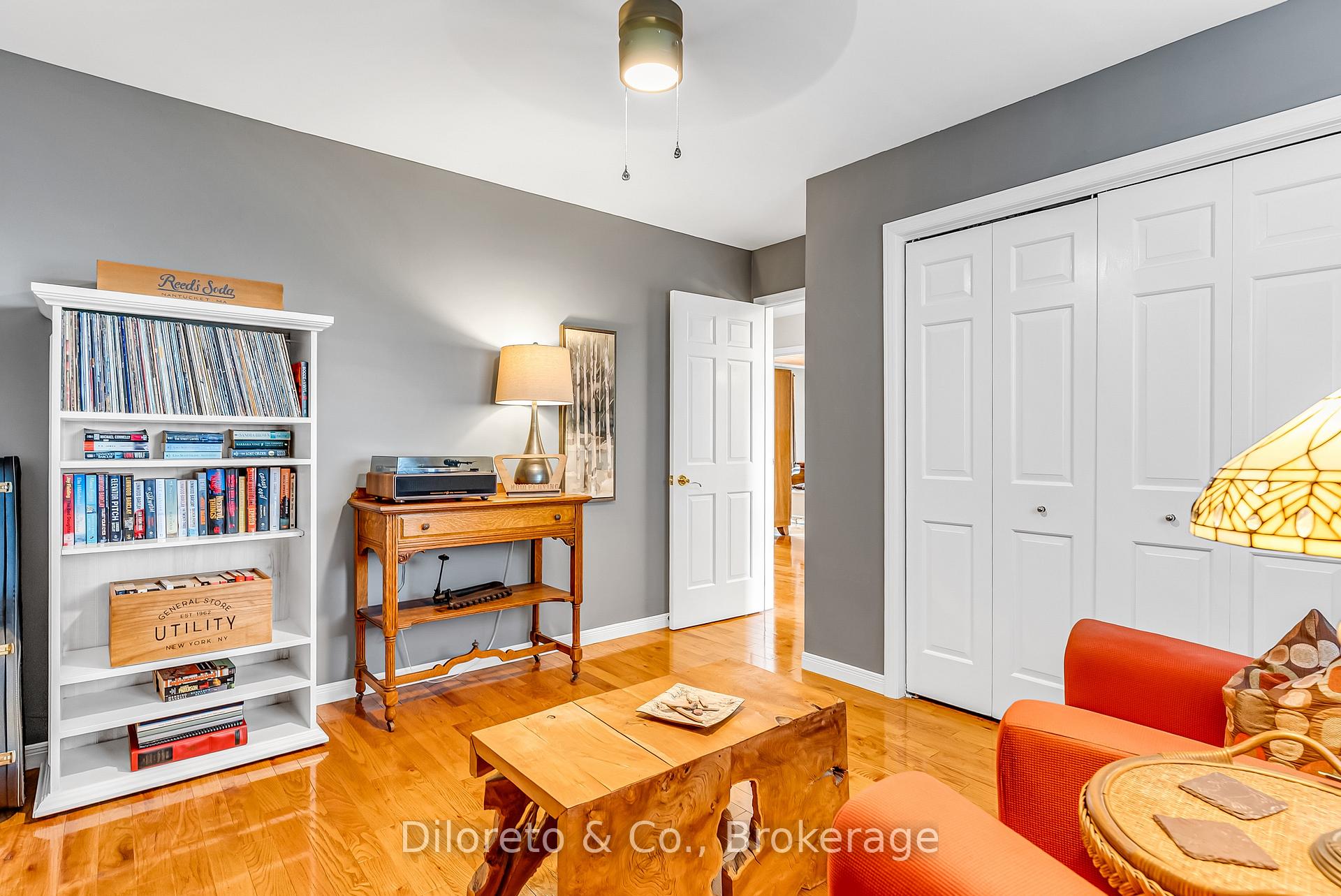 Photo 24 of 1216 Tyandaga Park Drive, Burlington, Tyandaga — HOMEH