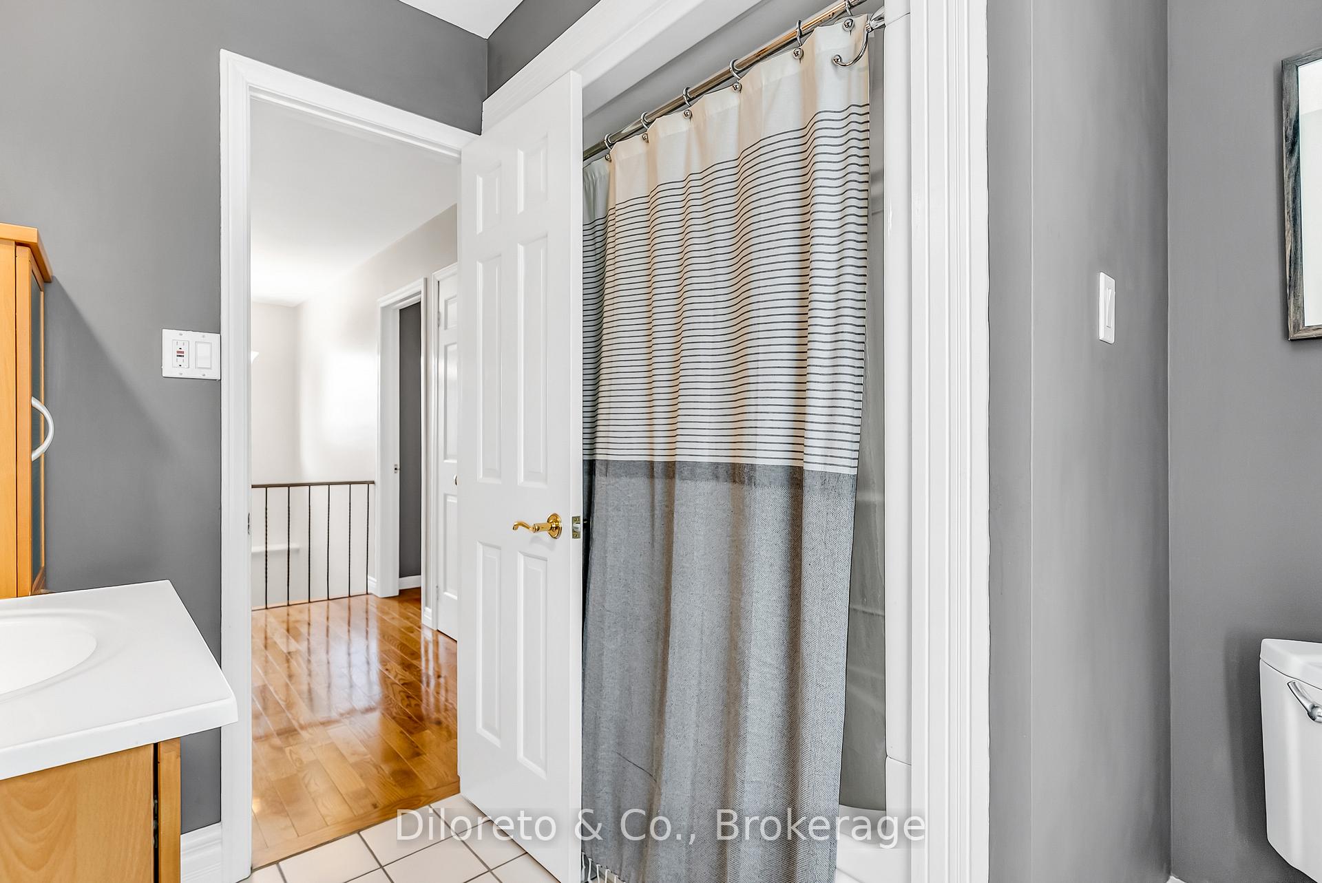 Photo 28 of 1216 Tyandaga Park Drive, Burlington, Tyandaga — HOMEH