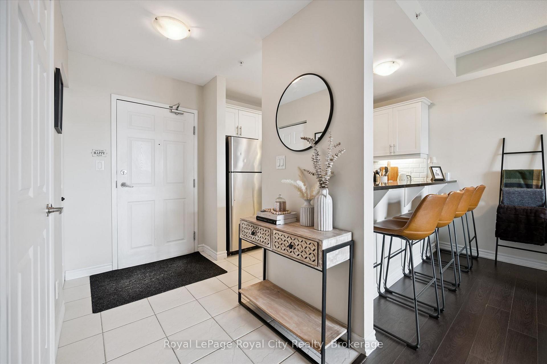 Photo 4 of Unit 403, 2 Colonial Drive, Guelph, Pineridge/Westminster Woods — HOMEH