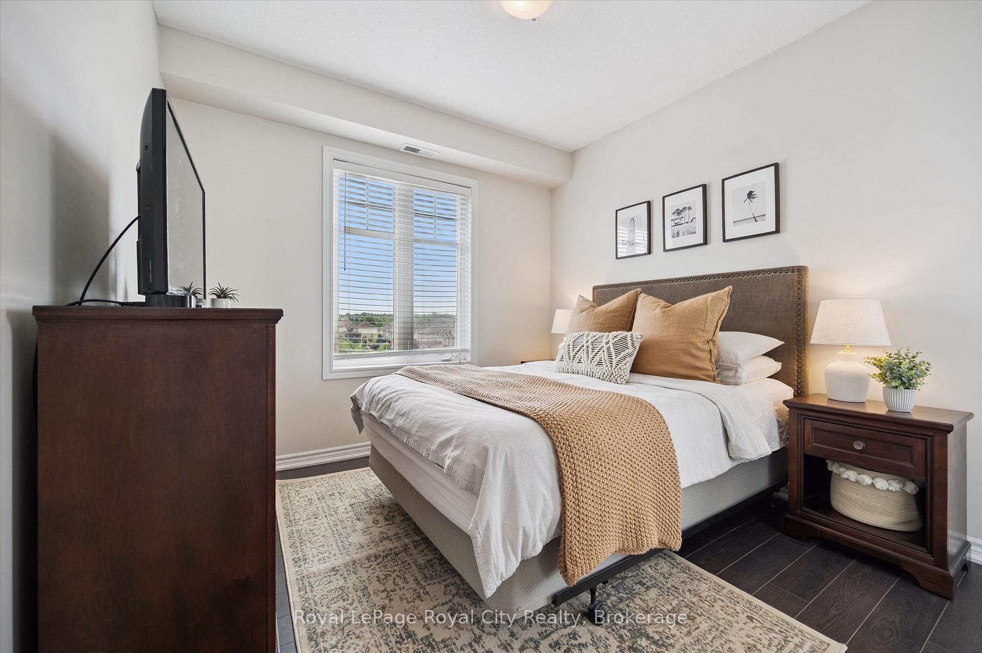 Photo 14 of Unit 403, 2 Colonial Drive, Guelph, Pineridge/Westminster Woods — HOMEH