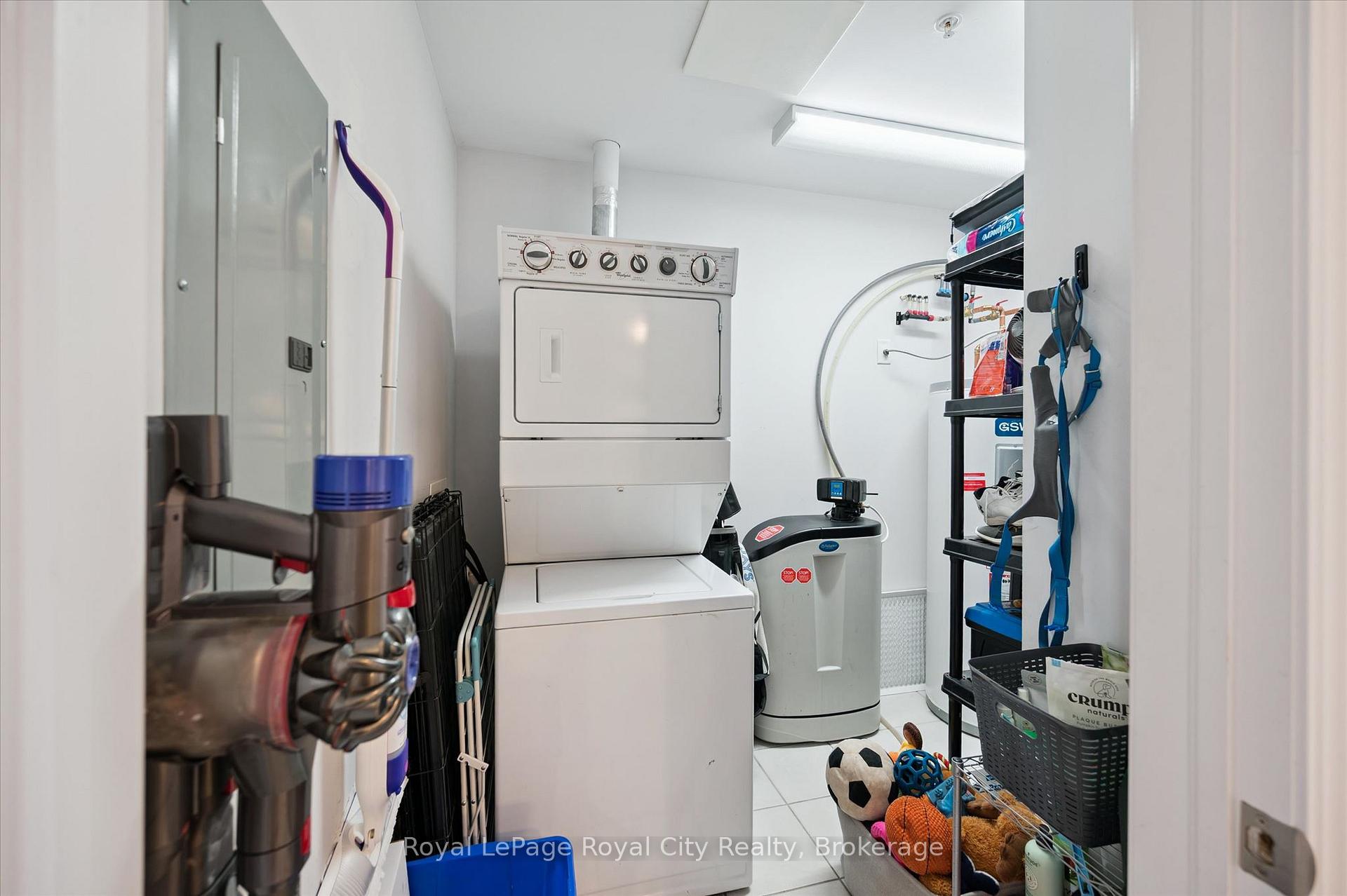 Photo 21 of Unit 403, 2 Colonial Drive, Guelph, Pineridge/Westminster Woods — HOMEH