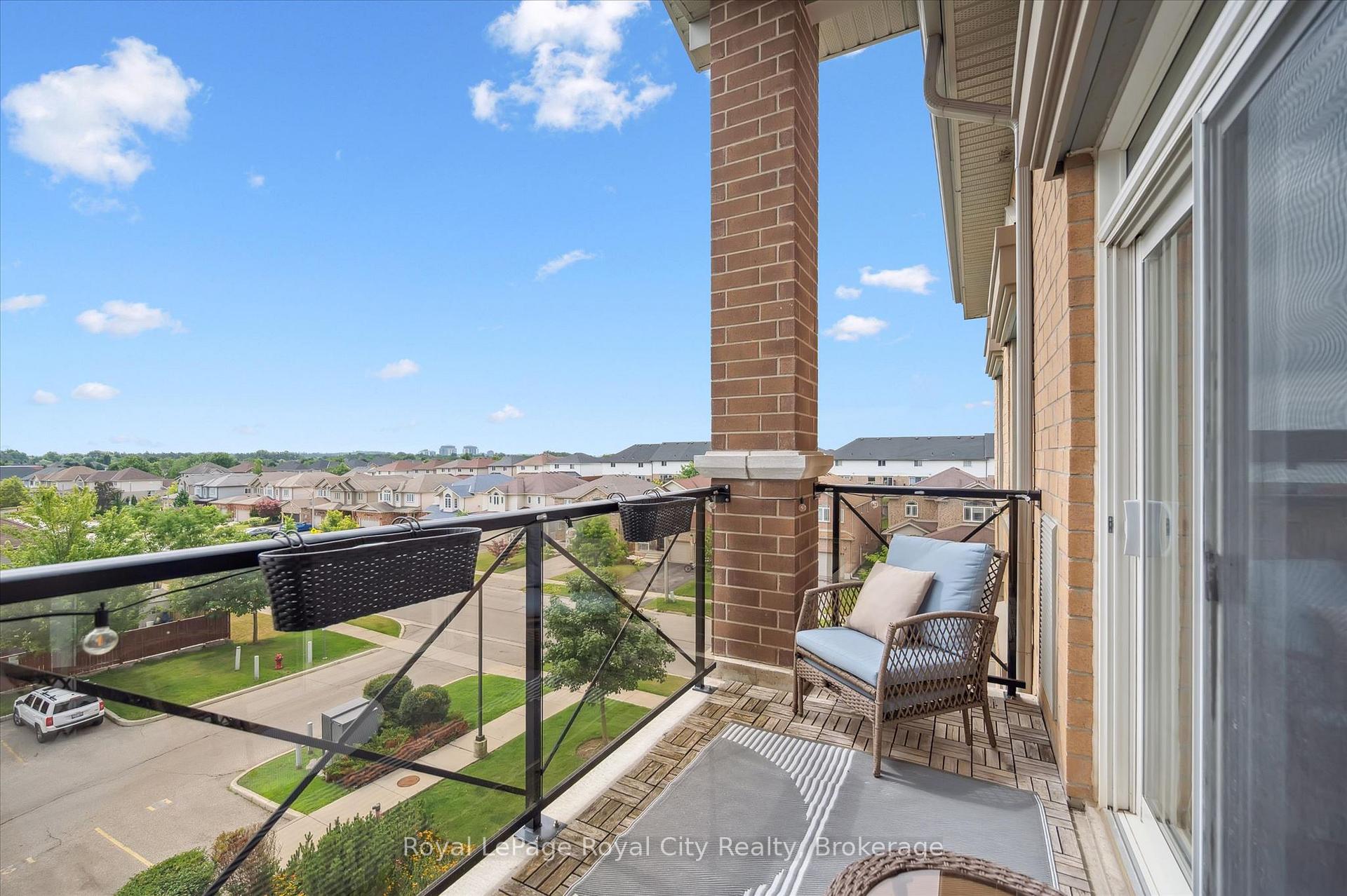 Photo 23 of Unit 403, 2 Colonial Drive, Guelph, Pineridge/Westminster Woods — HOMEH