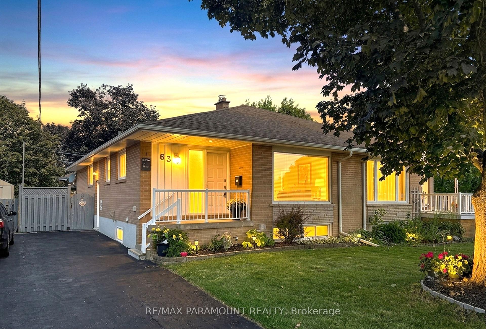 Photo 3 of 63 Argyle Crescent, Brampton, Avondale — HOMEH