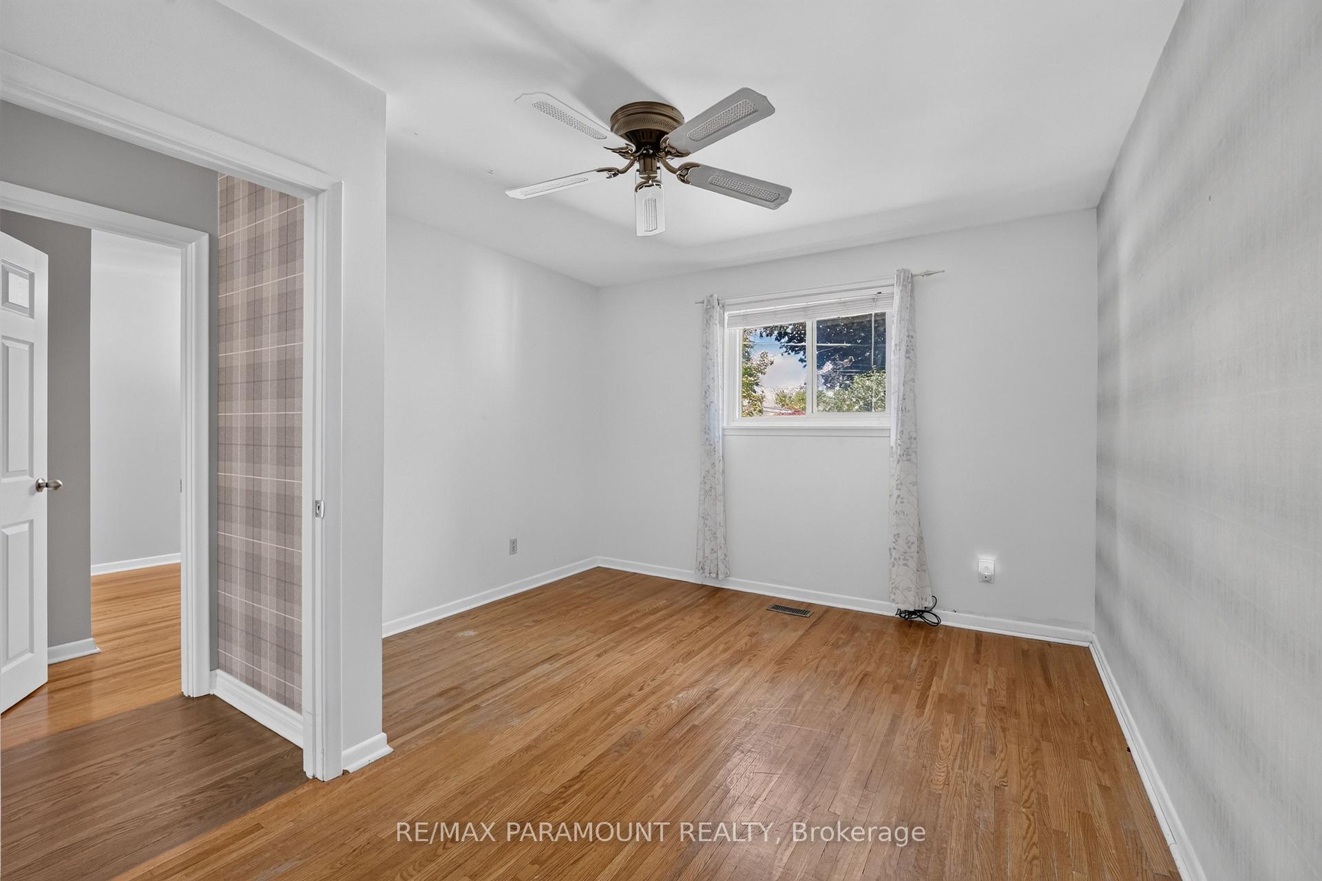 Photo 16 of 63 Argyle Crescent, Brampton, Avondale — HOMEH