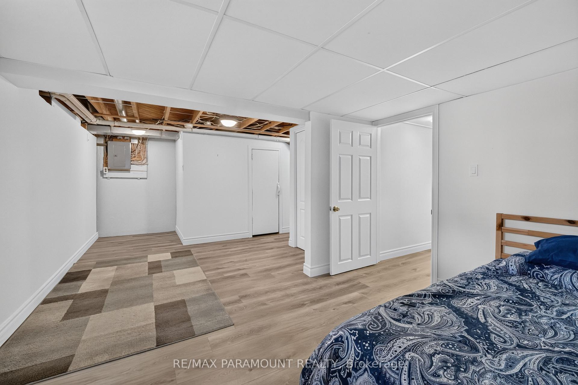 Photo 32 of 63 Argyle Crescent, Brampton, Avondale — HOMEH