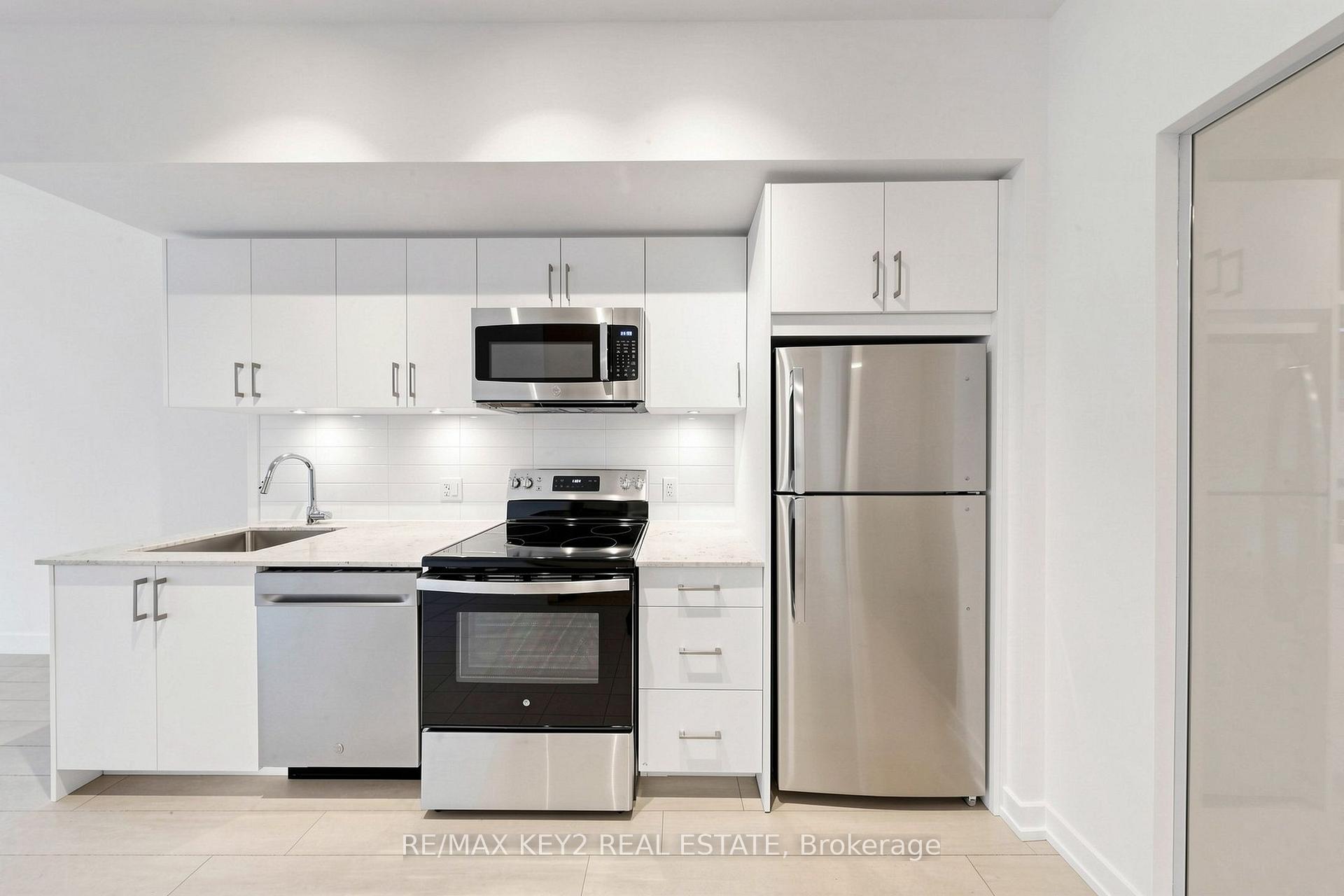 Photo 11 of Unit 710, 4010 Eglinton Avenue W, Etobicoke, Humber Heights — HOMEH