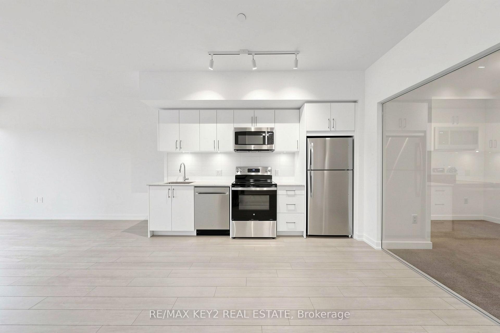 Photo 12 of Unit 710, 4010 Eglinton Avenue W, Etobicoke, Humber Heights — HOMEH