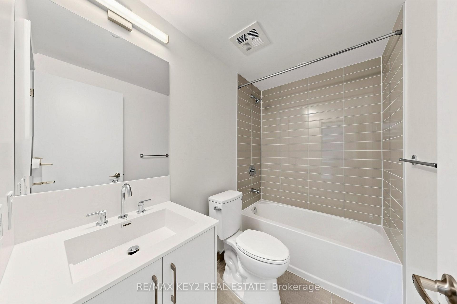 Photo 20 of Unit 710, 4010 Eglinton Avenue W, Etobicoke, Humber Heights — HOMEH