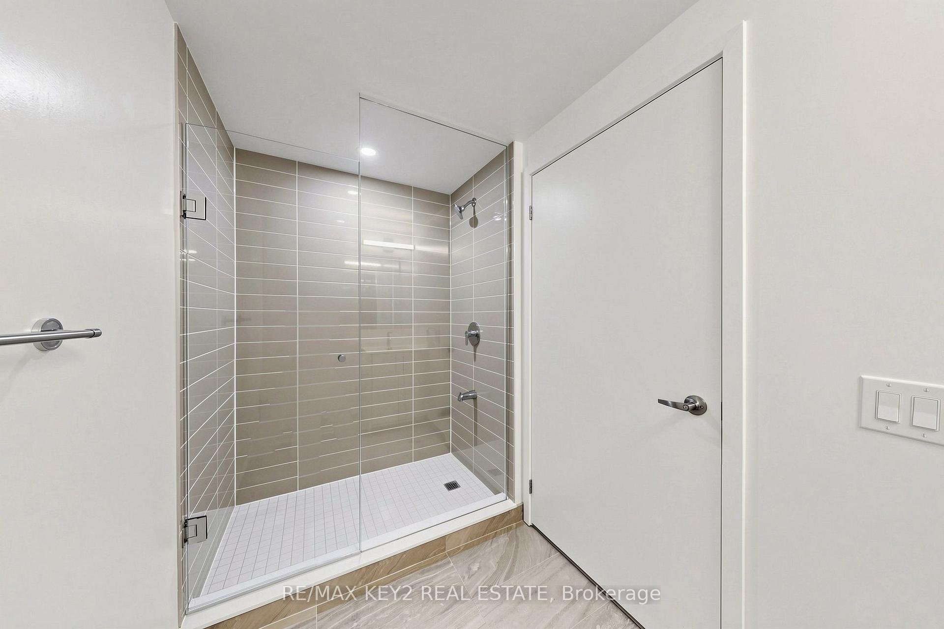 Photo 26 of Unit 710, 4010 Eglinton Avenue W, Etobicoke, Humber Heights — HOMEH