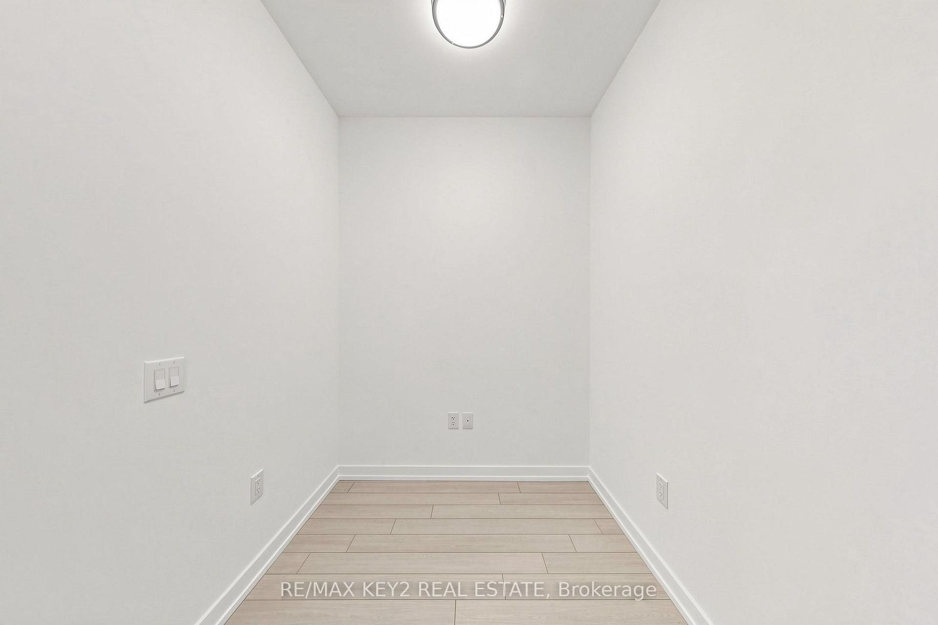 Photo 27 of Unit 710, 4010 Eglinton Avenue W, Etobicoke, Humber Heights — HOMEH