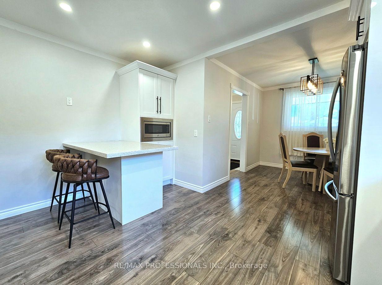 Photo 20 of 7 Berko Avenue, Hamilton, Lawfield — HOMEH