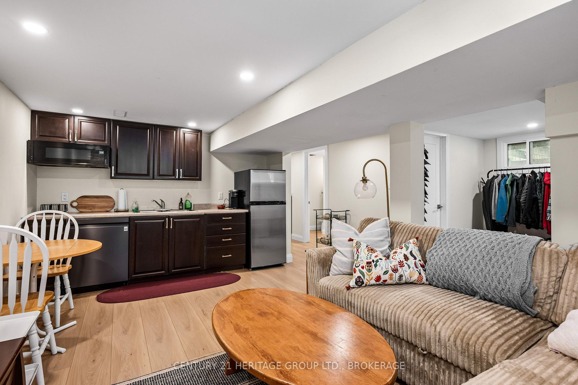 Photo 22 of 925 Woodbine Road, Kingston, North of Taylor-Kidd Blvd — HOMEH