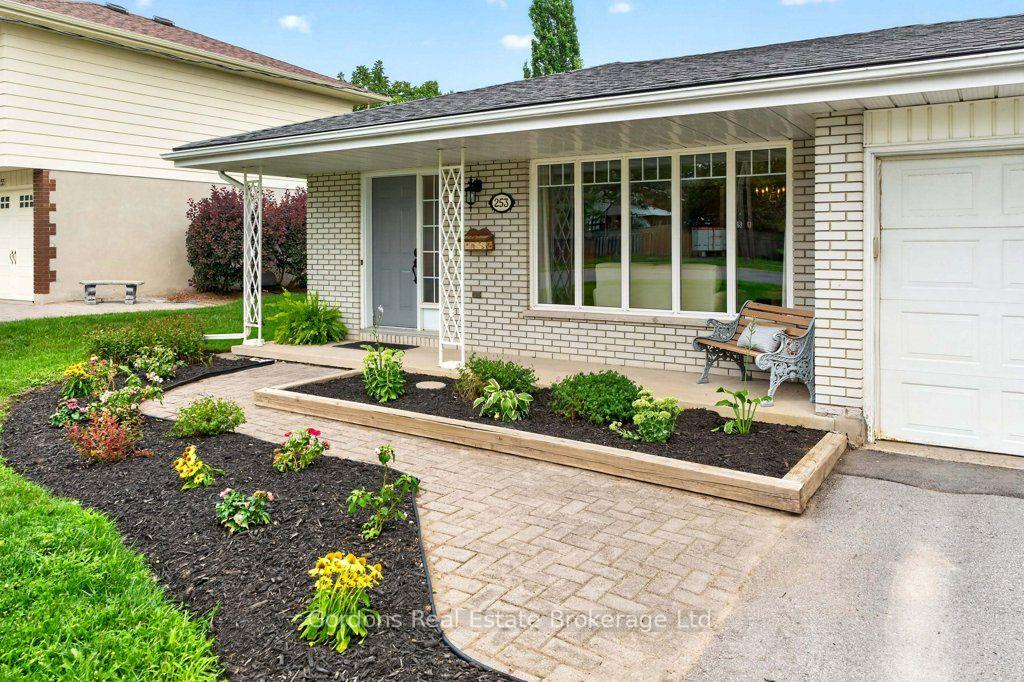 Photo 7 of 253 Haig Road, Belleville, Belleville Ward — HOMEH