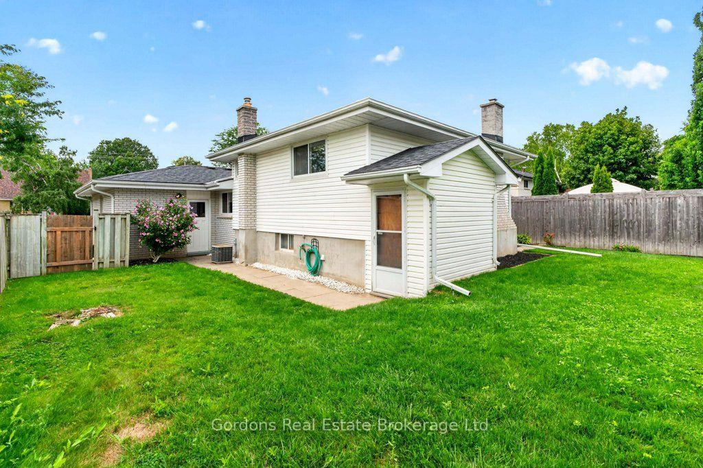 Photo 16 of 253 Haig Road, Belleville, Belleville Ward — HOMEH