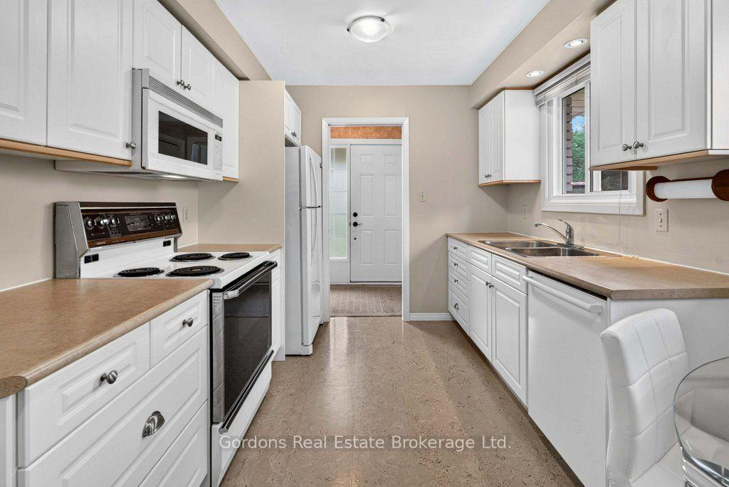 Photo 20 of 253 Haig Road, Belleville, Belleville Ward — HOMEH
