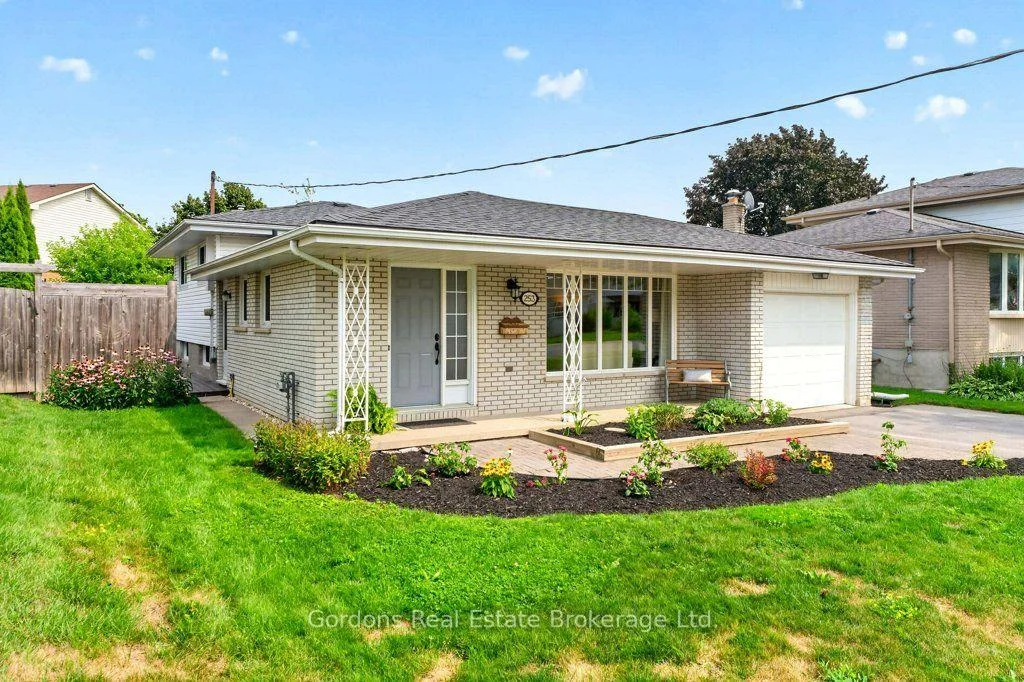 Photo 15 of 253 Haig Road, Belleville, Belleville Ward — HOMEH