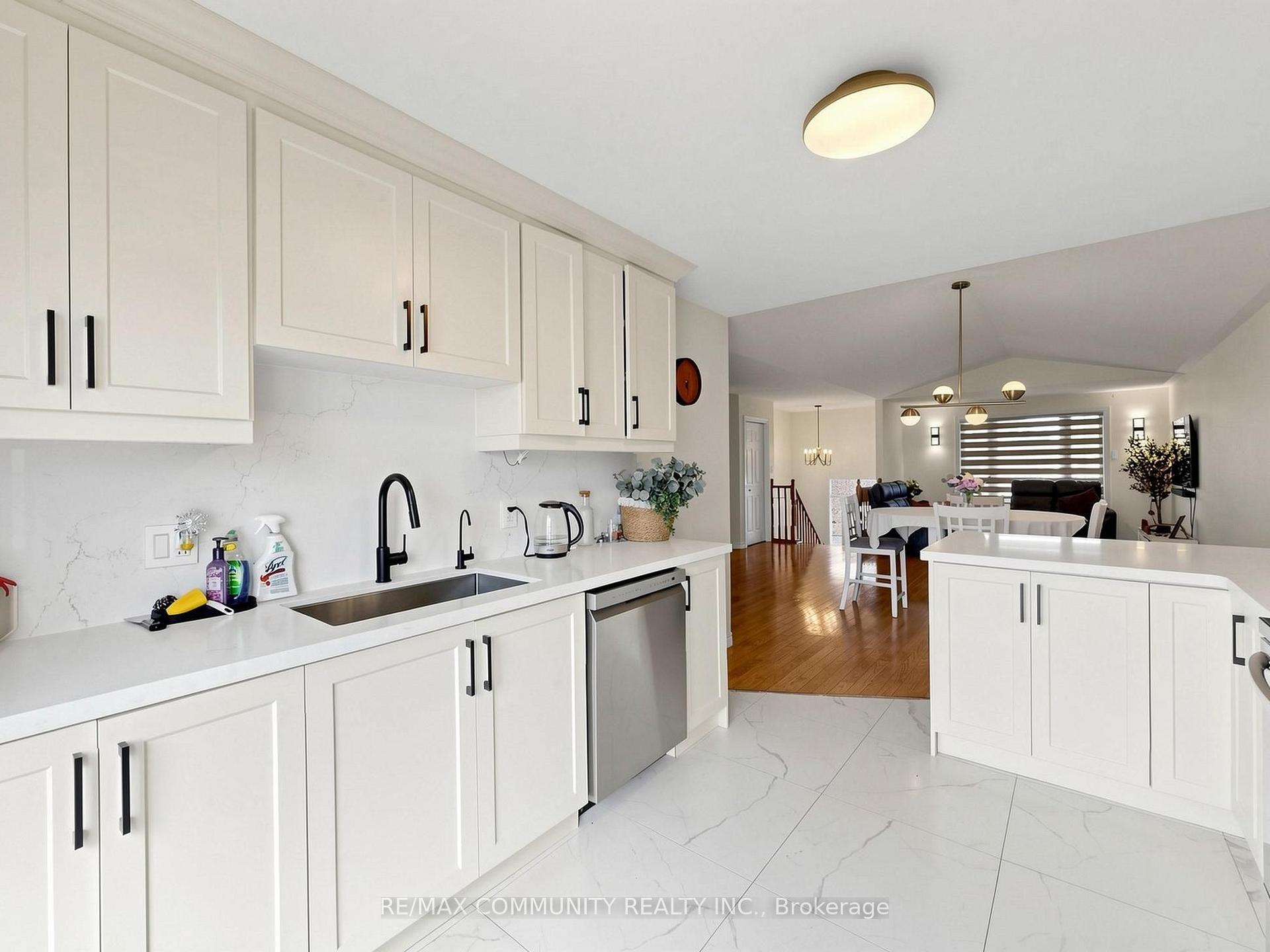 Photo 10 of 20 Landon Avenue, Norfolk, Simcoe — HOMEH
