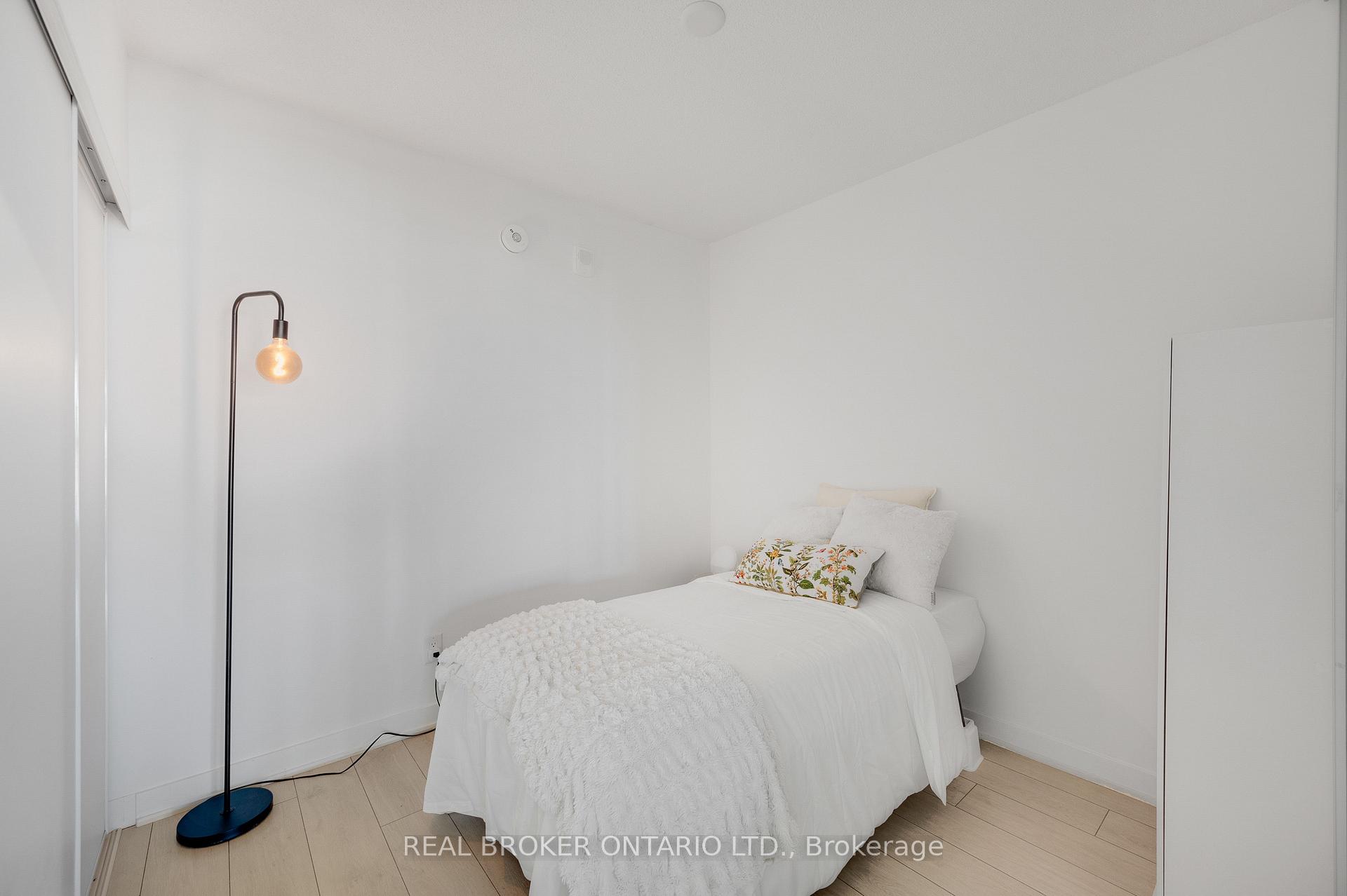 Photo 15 of Unit A511, 3210 Dakota Common, Burlington, Alton — HOMEH