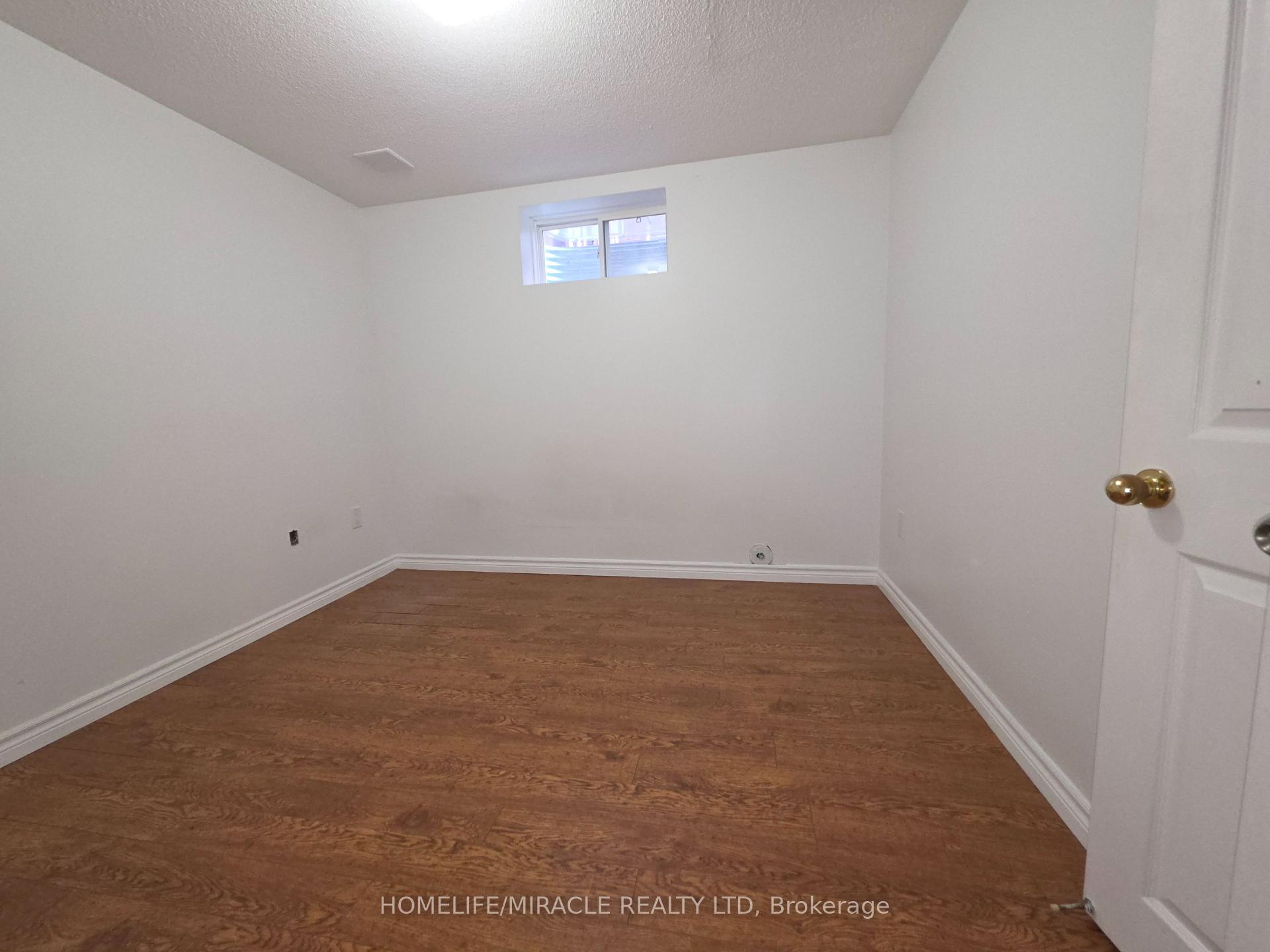 Photo 8 of Unit Basement, 59 Rollingwood Drive, Brampton, Fletcher's Creek South — HOMEH