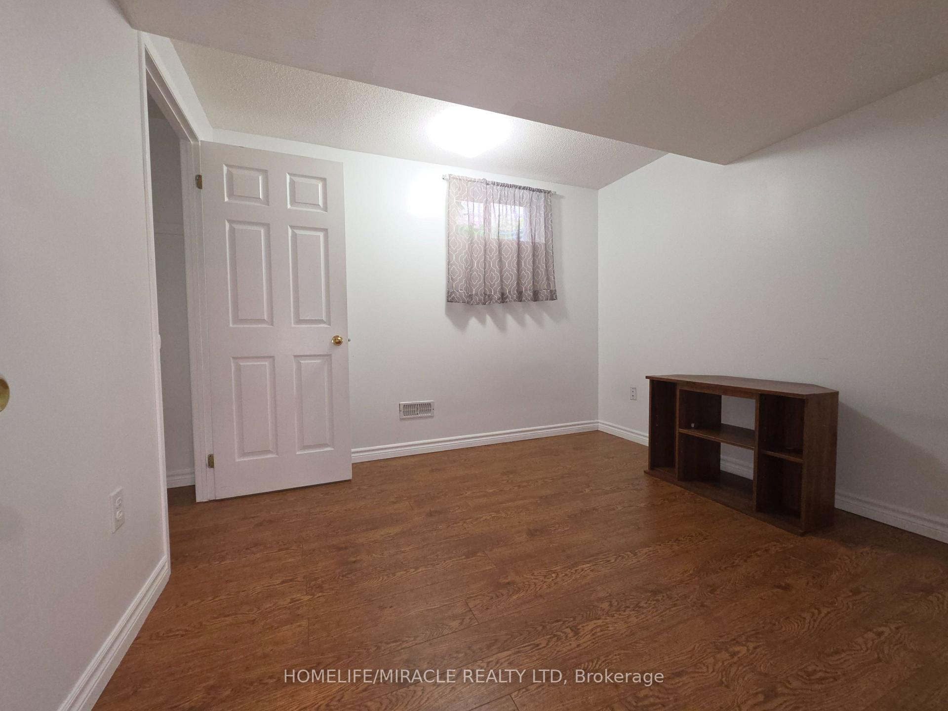 Photo 9 of Unit Basement, 59 Rollingwood Drive, Brampton, Fletcher's Creek South — HOMEH