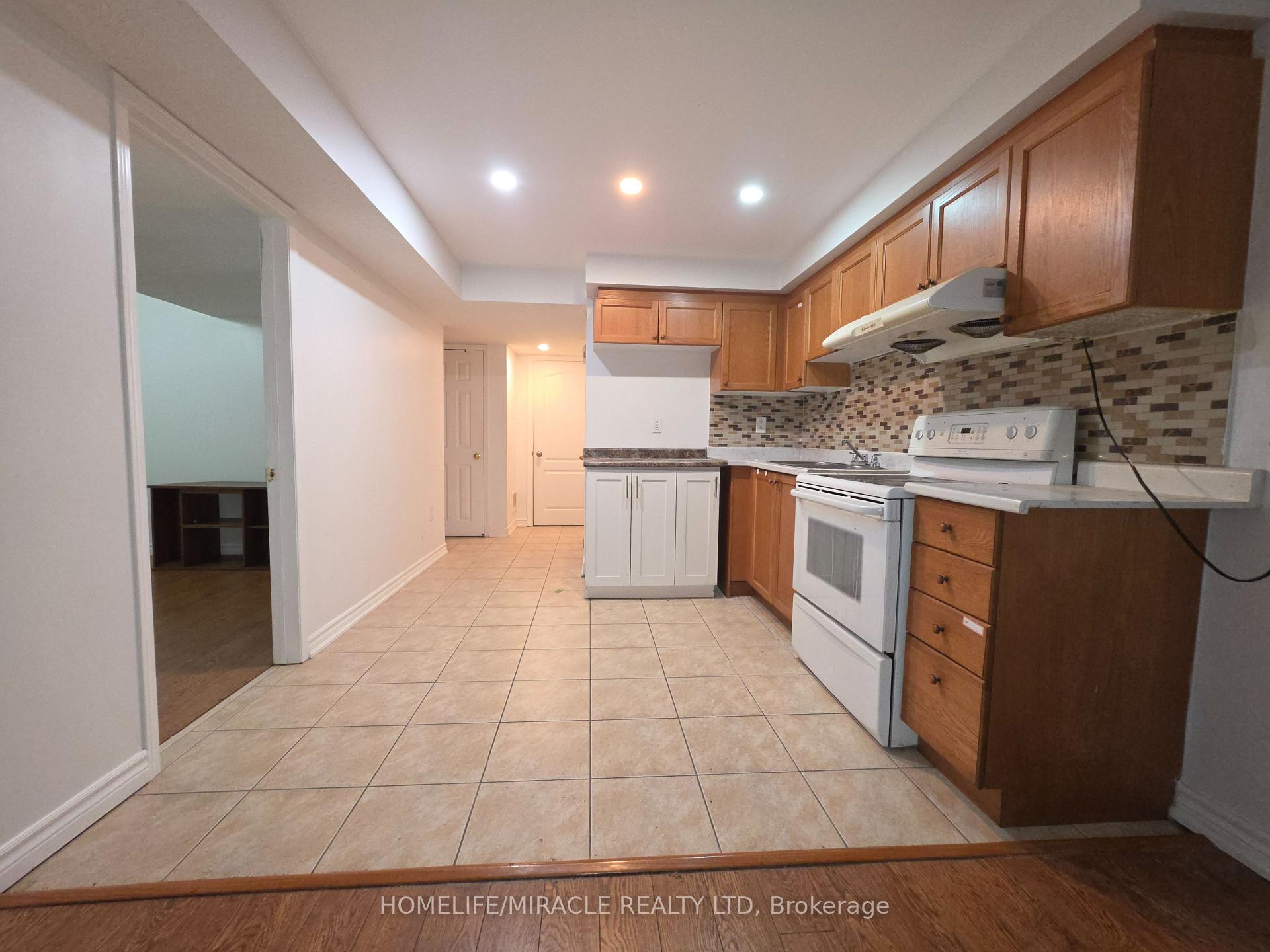 Photo 17 of Unit Basement, 59 Rollingwood Drive, Brampton, Fletcher's Creek South — HOMEH