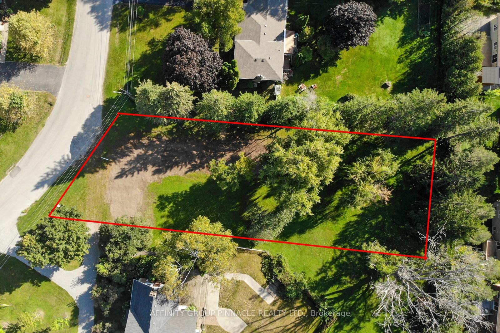 Photo 4 of 21 David Drive, Kawartha Lakes, Lindsay — HOMEH