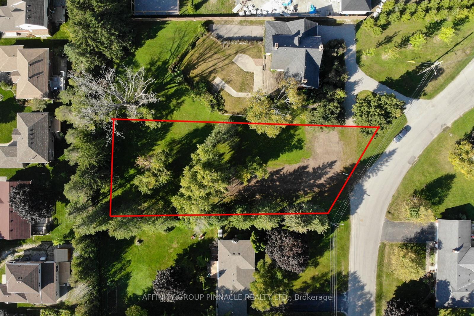Photo 5 of 21 David Drive, Kawartha Lakes, Lindsay — HOMEH