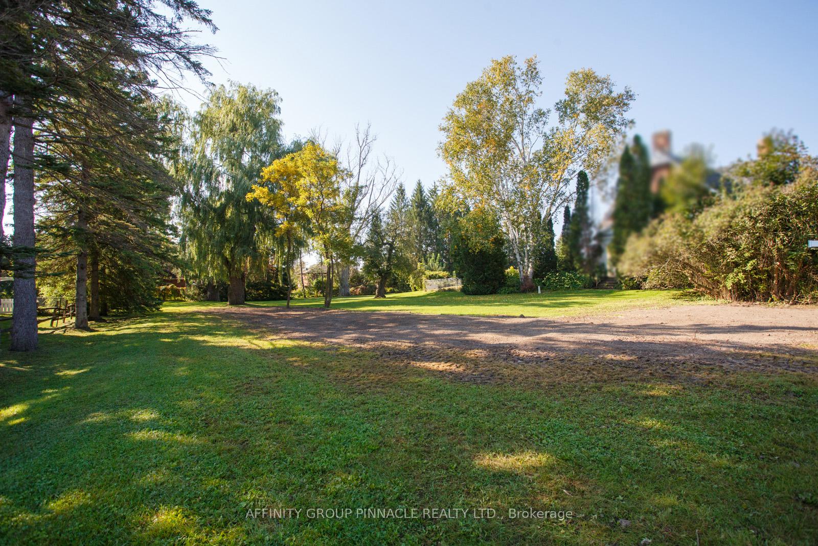 Photo 8 of 21 David Drive, Kawartha Lakes, Lindsay — HOMEH