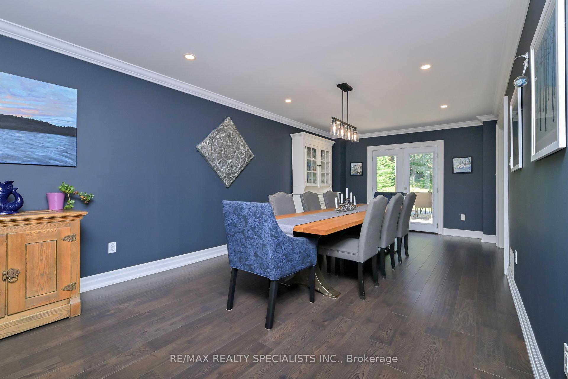 Photo 10 of 13 Snowberry Court, Caledon, Caledon Village — HOMEH