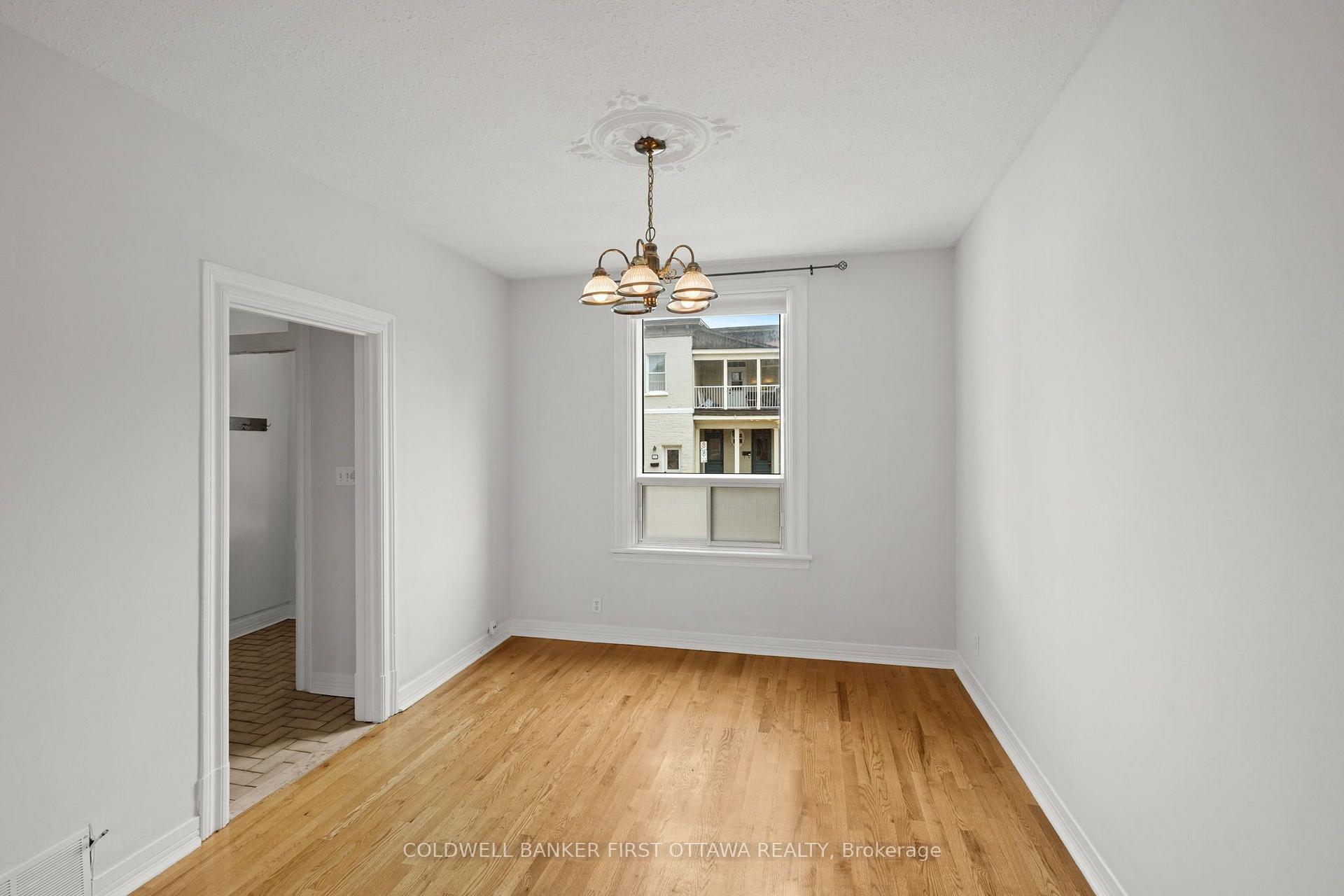 Photo 7 of 176 Rochester Street, Ottawa, West Centre Town — HOMEH