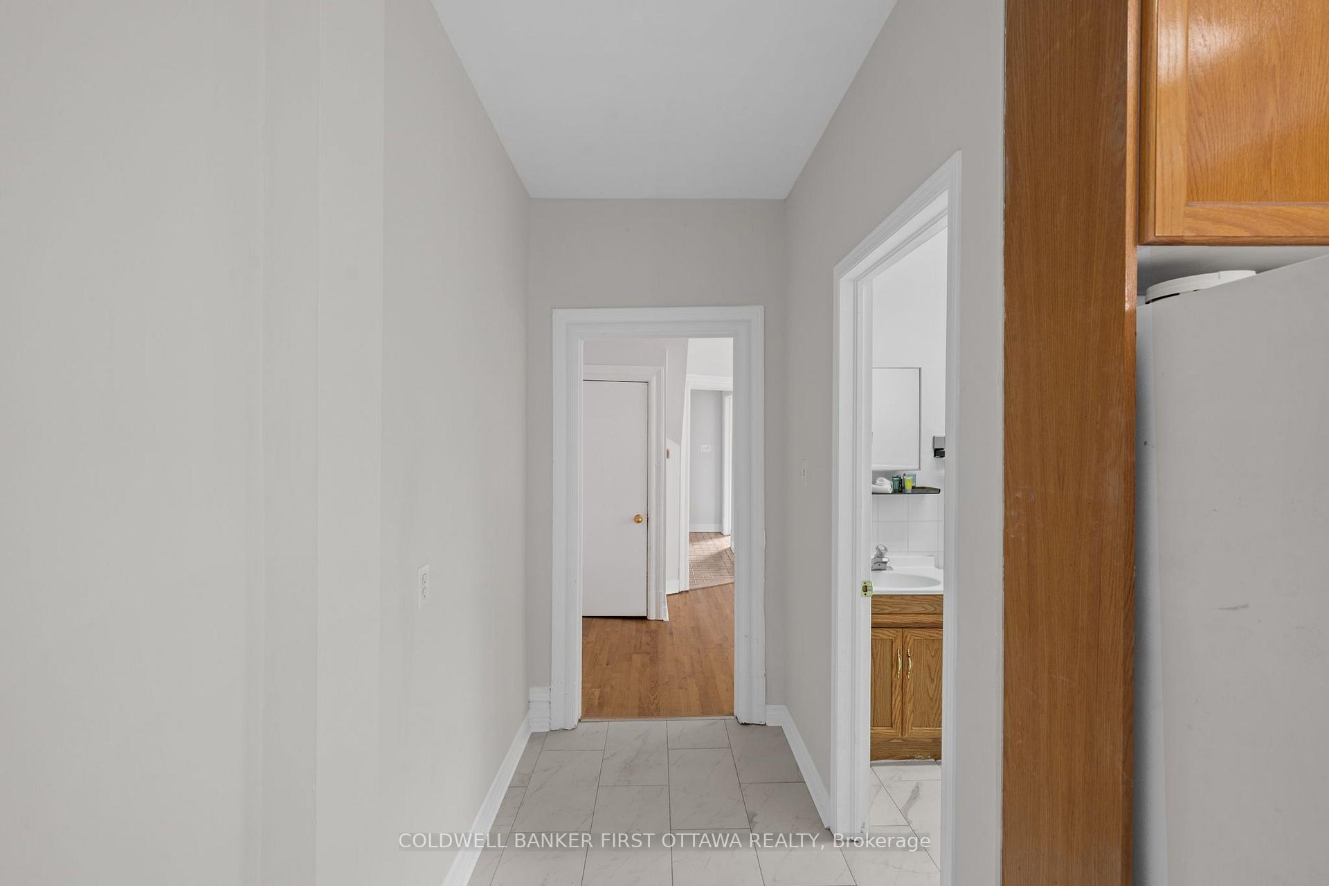 Photo 19 of 176 Rochester Street, Ottawa, West Centre Town — HOMEH
