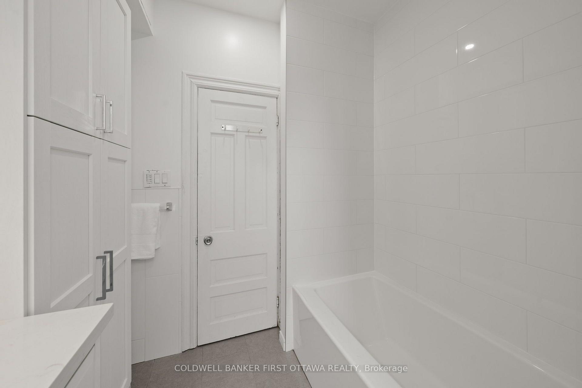 Photo 35 of 176 Rochester Street, Ottawa, West Centre Town — HOMEH