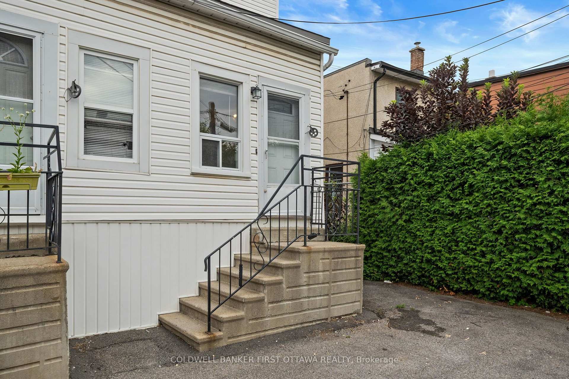 Photo 37 of 176 Rochester Street, Ottawa, West Centre Town — HOMEH