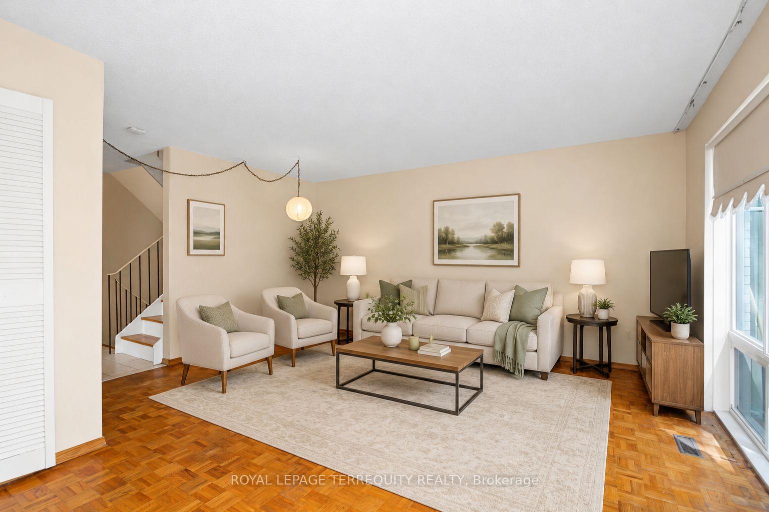 Photo 9 of Unit 18, 11 Four Winds Drive, North York, York University Heights — HOMEH