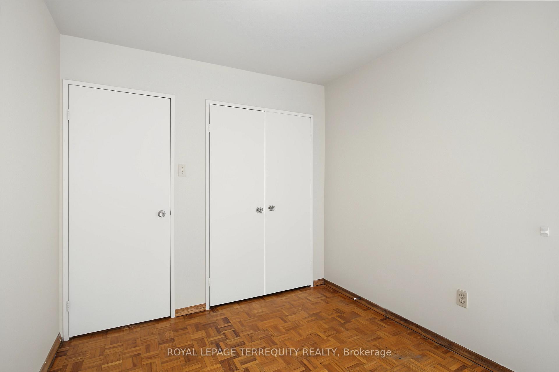 Photo 18 of Unit 18, 11 Four Winds Drive, North York, York University Heights — HOMEH
